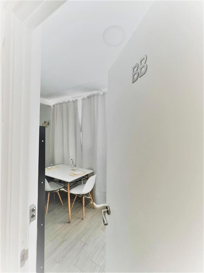 Coqueto apartamento nuevo en pleno centro de Algeciras BB Exterior foto